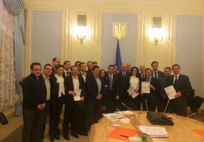 Пять партий подписали коалиционное соглашение перед годовщиной Майдана