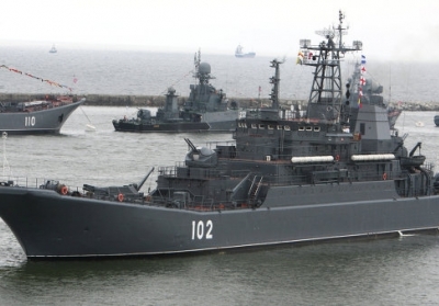 В Севастополе разгрузили большой десантный корабль 