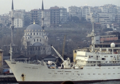Турция задержала 27 российских кораблей, - СМИ