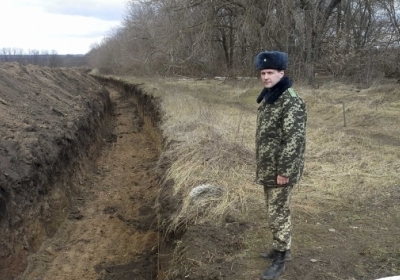 Украина отделилась от России рвом длиной в 600 км 