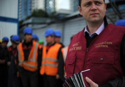 Госмиграционную служба в Херсоне выдавать крымчанам загранпаспорта