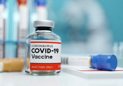 Великобритания позволит смешивать вакцины против COVID-19 в некоторых случаях