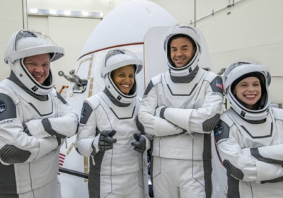 SpaceX назвала дату запуску першої цивільної космічної місії Inspiration4