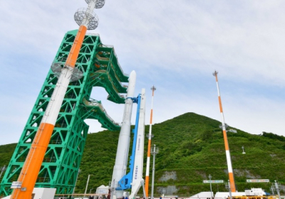 Южная Корея представила первую космическую ракету собственного производства