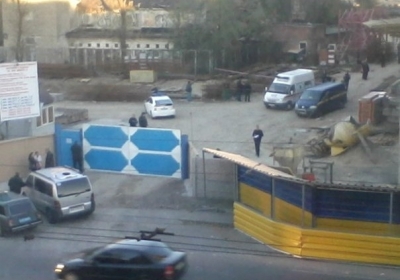 В Днепропетровске упал строительный кран: четыре человека погибли