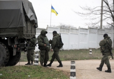 Российские оккупанты захватили еще одну воинскую часть в Крыму
