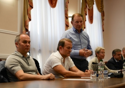 Шуфрича и Медведчука исключили из контактной группы относительно Донбасса