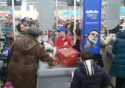 Украина изымает российские сыры, рыбу и конфеты из своих супермаркетов