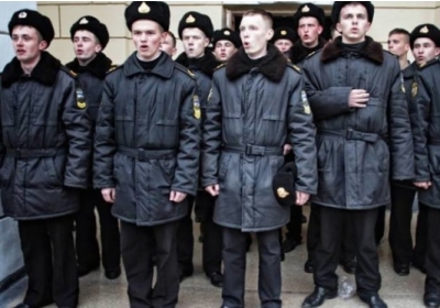 Курсантов академии ВМС, которые остались в Севастополе, не выпускают из Крыма