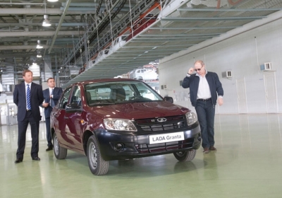 Російські автомобілі Lada Granta хочуть робити в Україні