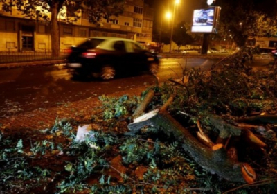 Українців у Португалії попередили про руйнівний ураган 