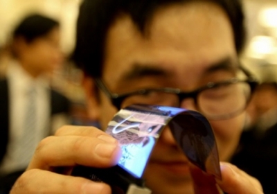 У мережі з'явилися перші зображення смартфону із гнучким екраном від LG