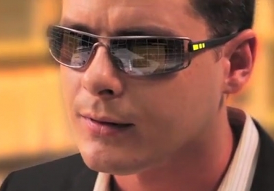 В конце 2014 смарфоны заменят линзы и очки дополненной реальности (видео)