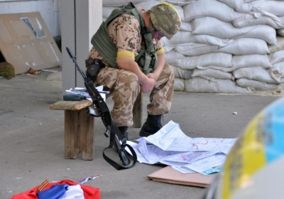Командир пограничников рассказал, что украинских военнослужащих в России били, - видео