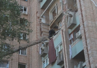 Будинок у Луганську відремонтують після вибуху до морозів, - Азаров