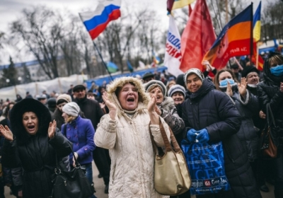 На мітингу в Луганську збираються просити грошей в України