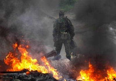 Терористи обстрілюють Луганськ: снаряд влучив у місцевий ринок