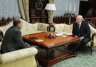 Медведчук и Лукашенко обсудили ситуацию на Донбассе