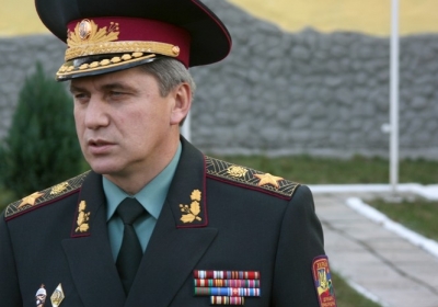 Покинуть пограничную часть в Луганске вместе с оружием приказал лично Литвин, - командир батальона
