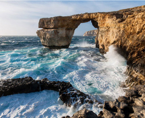 На Мальте разрушилась скала 