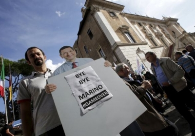 Мэр Рима подал в отставку из-за скандала о растратах