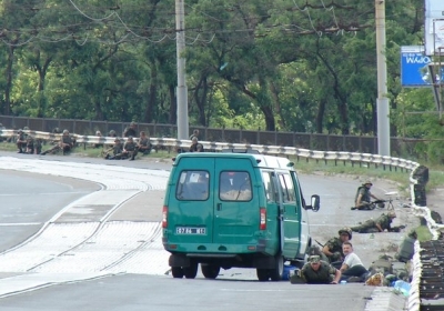Терористи обстріляли вантажівку прикордонників у Маріуполі: двоє військових загинули