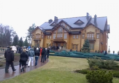Новая Верховная Рада должна обложить налогом все дворцы площадью более 400 квадратных метров, - Геращенко