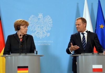 Меркель з Туском організовують місію з порятунку України