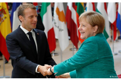 Німці більше довіряють Макрону, ніж Меркель
