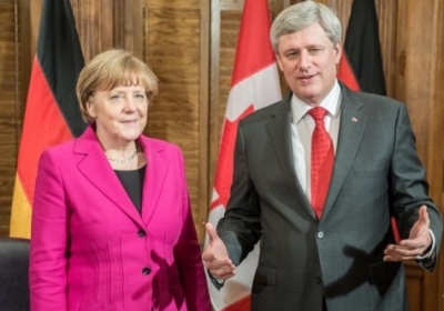 Меркель и Харпер согласовали действия в отношении Украины