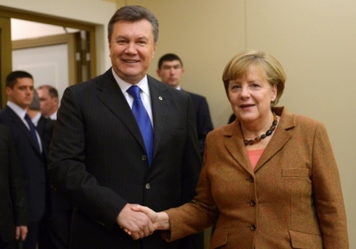 Віктор Янукович, Ангела Меркель. Фото: Rainer Jensen /dpa