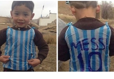 Мессі зустрівся з афганським хлопчиком, який грав у футбол в пакеті з його іменем