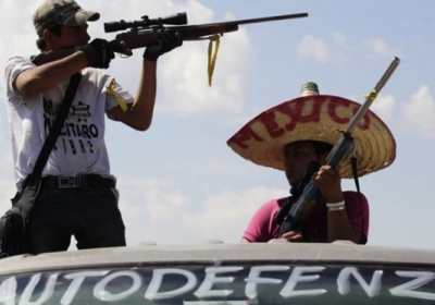 Мексиканці взялися за зброю для боротьби з наркомафією