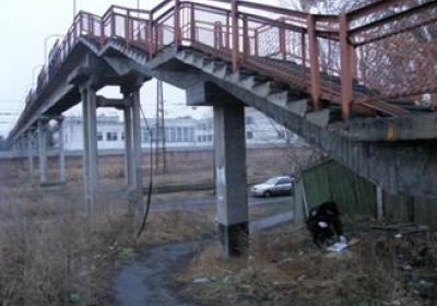 В Черкасской области на железнодорожной станции обнаружили тайник с взрывчаткой