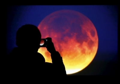 Кровавая Луна. Фото: Reuters