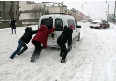 За минулу добу зі столиці вивезли майже дві тисячі тонн снігу