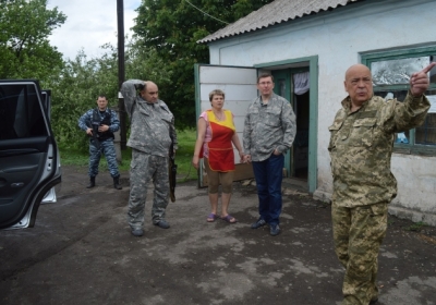 На Луганщине боевики обстреляли украинский блокпост, есть жертвы среди мирных жителей