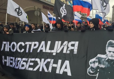 На марше памяти Немцова в Москве задержали более 50 человек