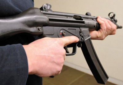Нацполиция решила заменить автоматы Калашникова немецкими MP5
