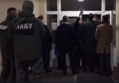 НАБУ завело справу на депутатів, які перешкоджали доставці Насірова в Інститут кардіології, - ВІДЕО