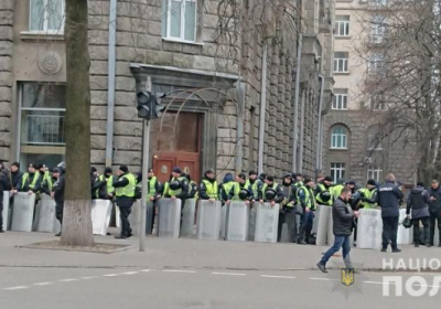 В центр Киева стянули тысячи полицейских из-за акции 