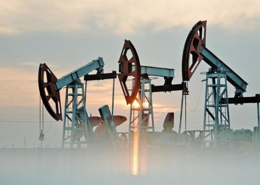 Ціни на нафту впали до найнижчого рівня за 15 місяців через побоювання банків – Reuters       