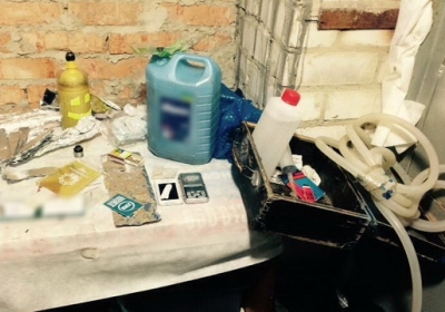 В гараже киевлянина полиция изъяла наркотиков на более 1,5 млн грн, - ВИДЕО