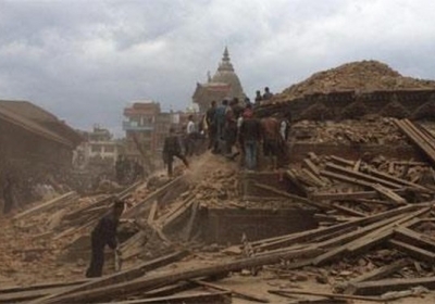 Порошенко приказал эвакуировать украинцев из Непала на государственных самолетах