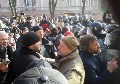 Турчинов поговорив з Новинським, побачився з Януковичем і тепер збирає фракцію