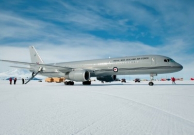 Українській авіакомпанії дозволили літати в Антарктиду