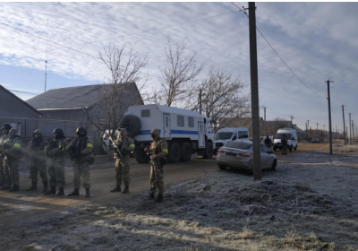 Обшуки в анексованому Криму: деяких кримських татар забрали в управління ФСБ
