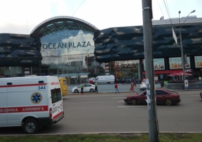 В Киеве правоохранители проверяют информацию о заминировании торговых центров