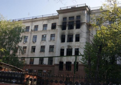 Дом Профсоюзов в Одессе загорелся из-за коктейлей Молотова