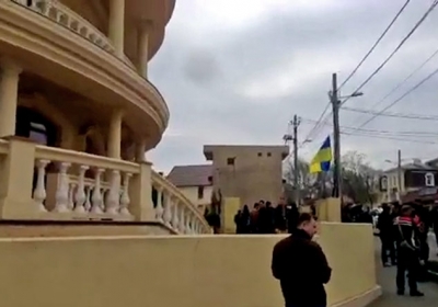 Одесситы заблокировали Царева в отеле, - видео 